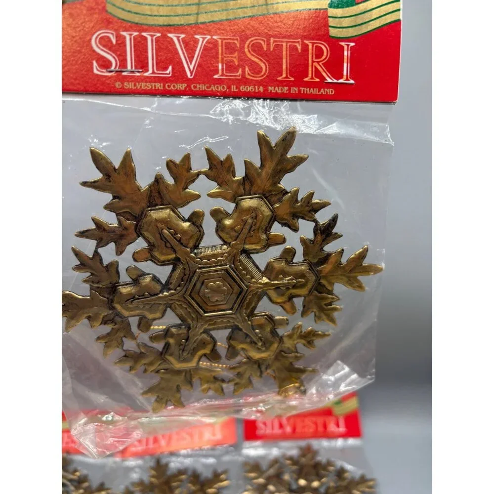 Silvestri elegant gold